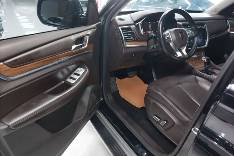 Used Roewe RX8 2019 30T Smart Connectivity Two-Wheel Drive Supreme Flagship Edition Driver Seat
