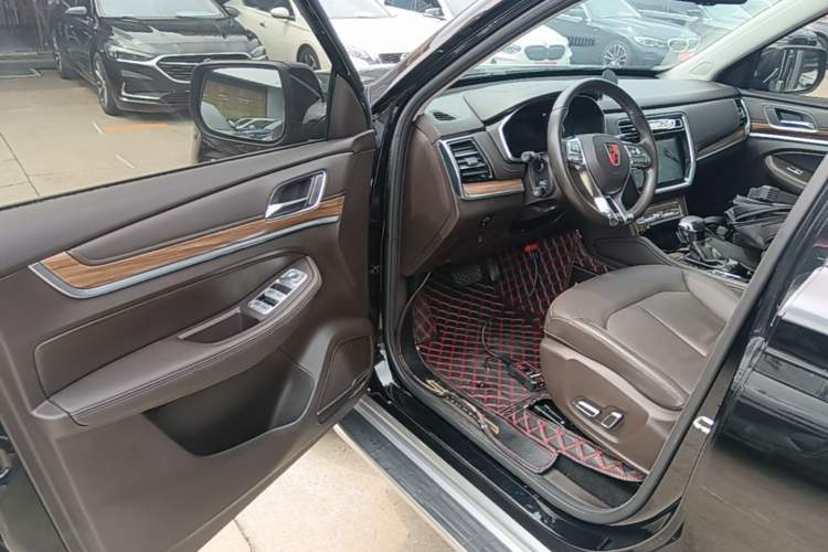 Used Roewe RX8 2019 30T Smart Connectivity Two-Wheel Drive Supreme Flagship Edition Driver Seat