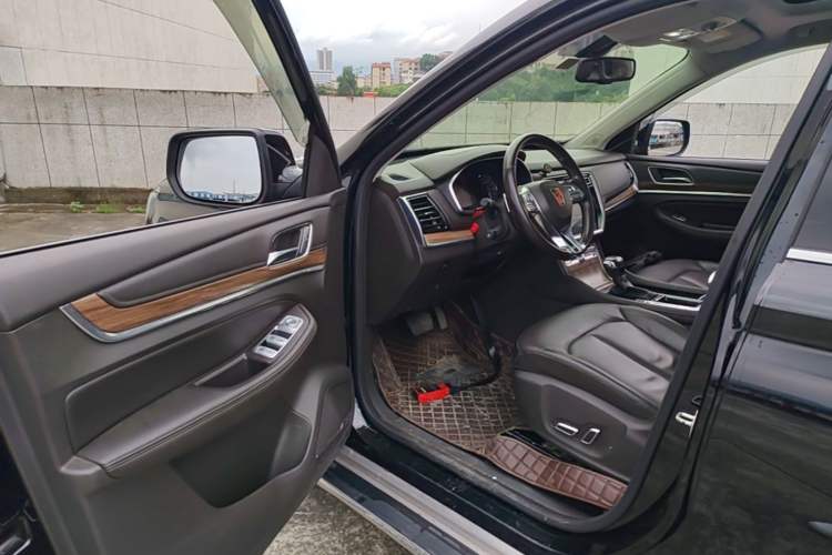 Used Roewe RX8 2019 30T Smart Connectivity Two-Wheel Drive Supreme Flagship Edition Driver Seat