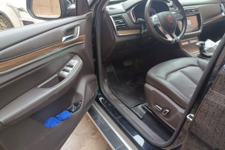 Used Roewe RX8 2019 30T Smart Connectivity Two-Wheel Drive Supreme Flagship Edition Driver Seat