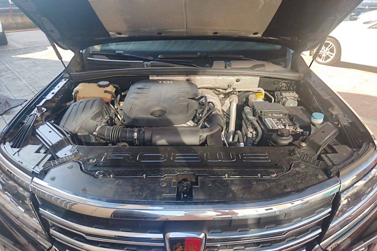 Used Roewe RX8 2019 30T Smart Connectivity Two-Wheel Drive Supreme Flagship Edition Engine Bay