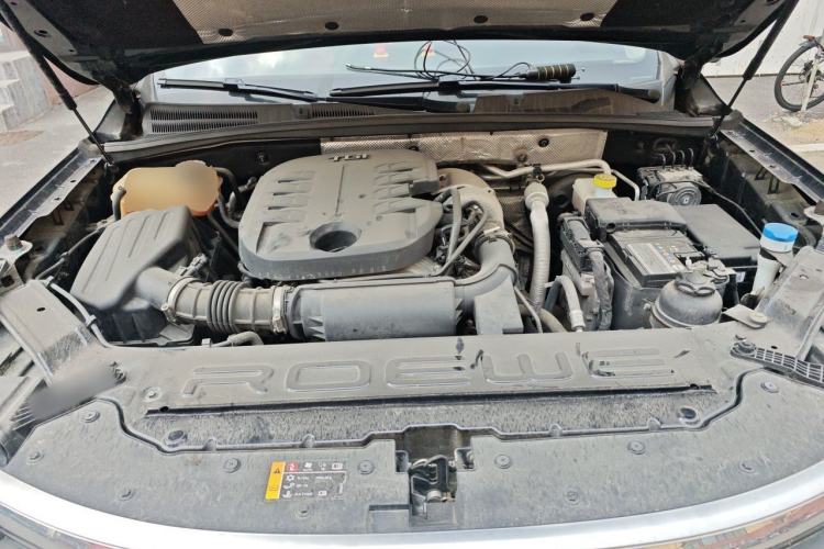 Used Roewe RX8 2019 30T Smart Connectivity Two-Wheel Drive Supreme Flagship Edition Engine Bay