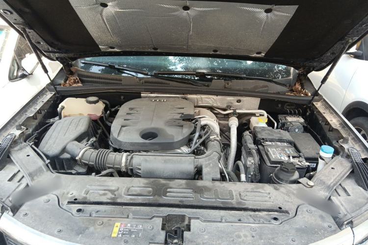 Used Roewe RX8 2019 30T Smart Connectivity Two-Wheel Drive Supreme Flagship Edition Engine Bay