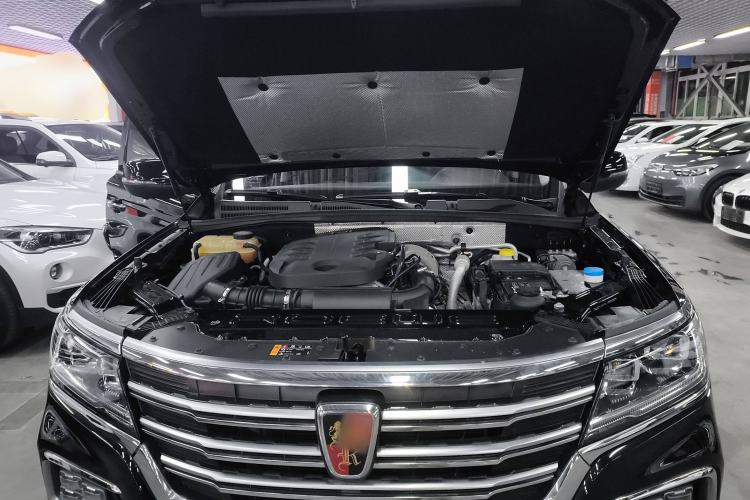 Used Roewe RX8 2019 30T Smart Connectivity Two-Wheel Drive Supreme Flagship Edition Engine Bay