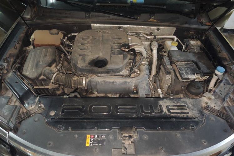 Used Roewe RX8 2019 30T Smart Connectivity Two-Wheel Drive Supreme Flagship Edition Engine Bay