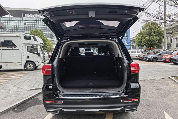 Used Roewe RX8 2019 30T Smart Connectivity Two-Wheel Drive Supreme Flagship Edition Exterior 10