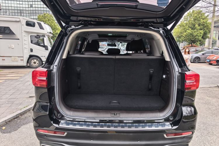 Used Roewe RX8 2019 30T Smart Connectivity Two-Wheel Drive Supreme Flagship Edition Exterior 11