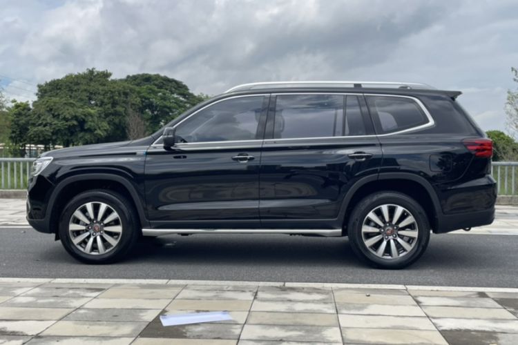 Used Roewe RX8 2019 30T Smart Connectivity Two-Wheel Drive Supreme Flagship Edition Exterior 2