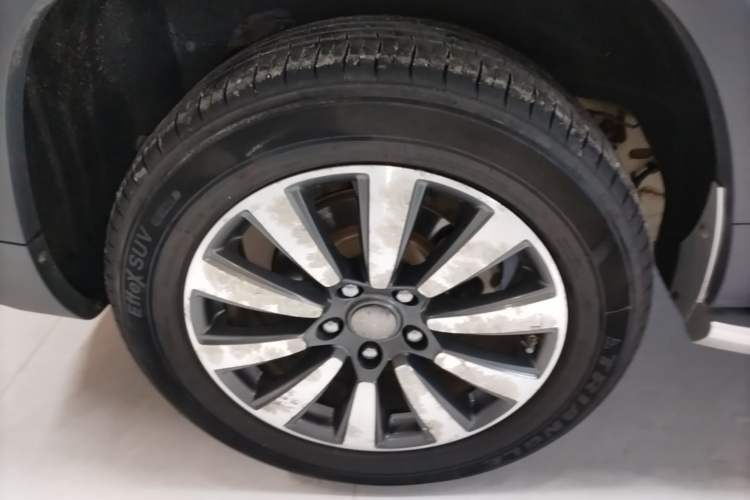 Used Roewe RX8 2019 30T Smart Connectivity Two-Wheel Drive Supreme Flagship Edition Exterior 5