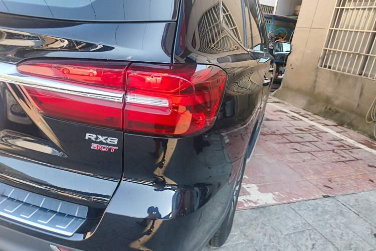Used Roewe RX8 2019 30T Smart Connectivity Two-Wheel Drive Supreme Flagship Edition Exterior 6