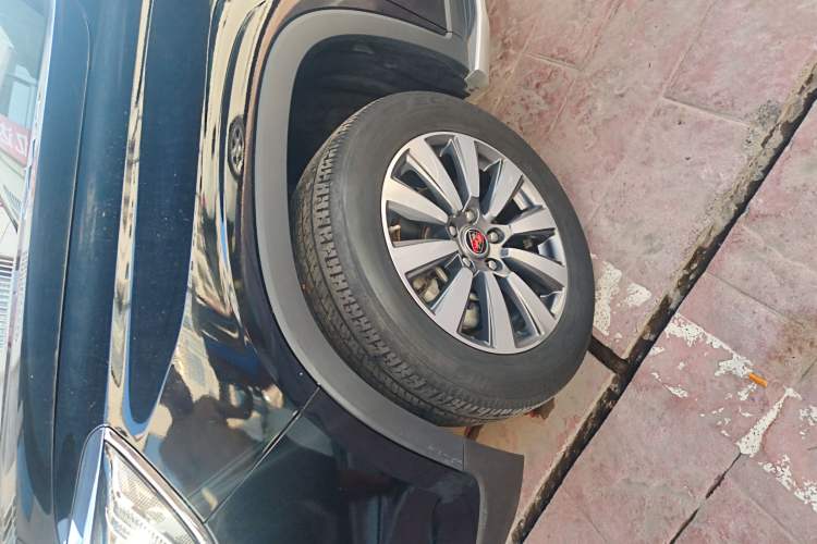 Used Roewe RX8 2019 30T Smart Connectivity Two-Wheel Drive Supreme Flagship Edition Exterior 7