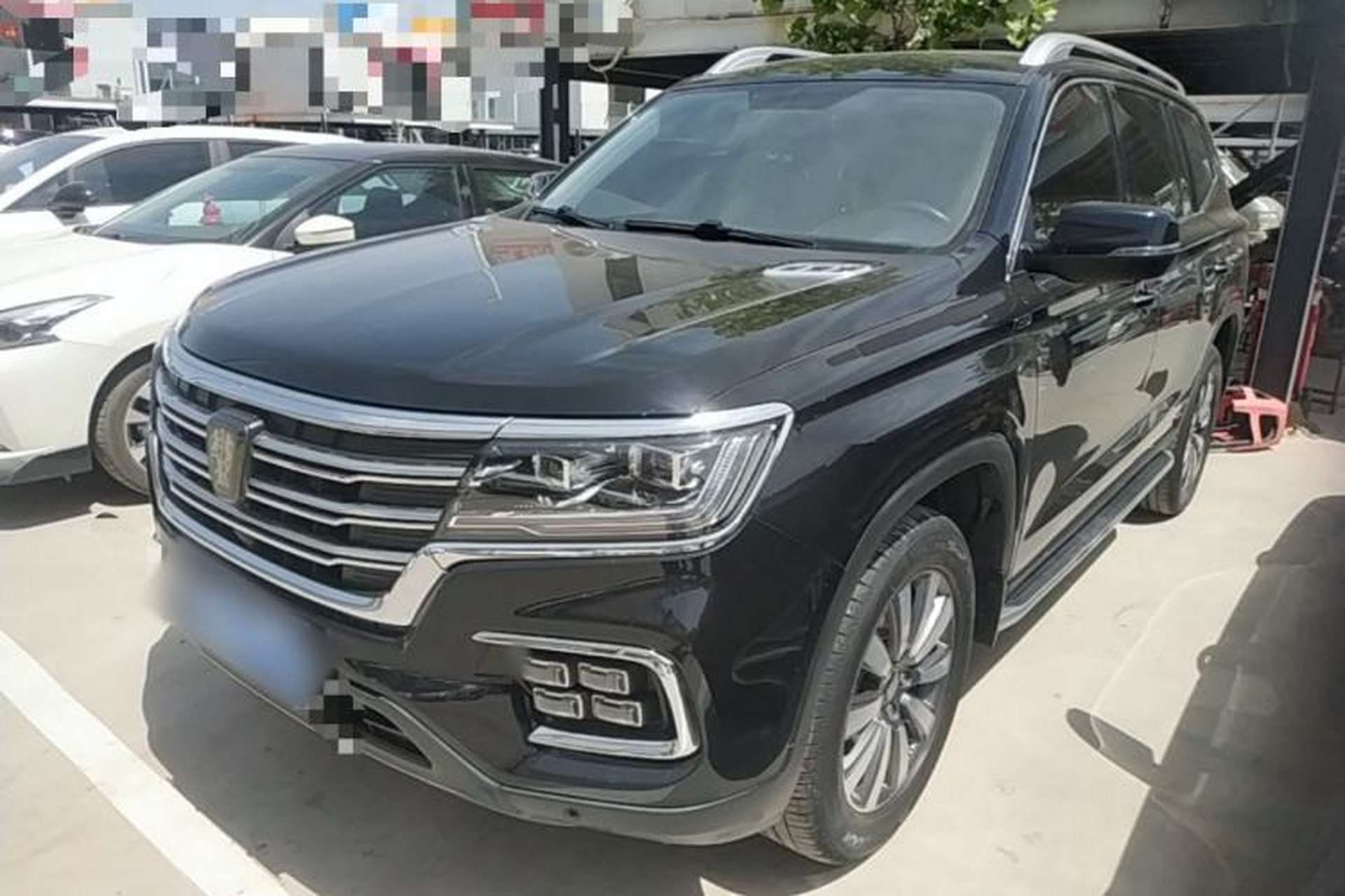 Used Roewe RX8 2019 30T Smart Connectivity Two-Wheel Drive Supreme Flagship Edition Front Left 45 Deg