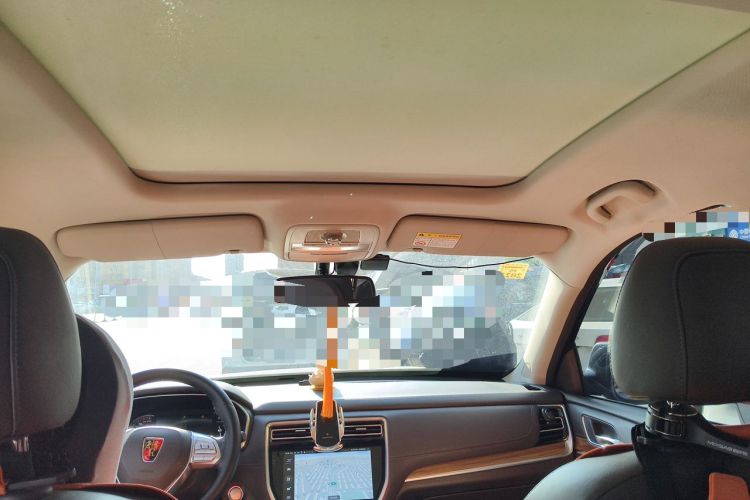 Used Roewe RX8 2019 30T Smart Connectivity Two-Wheel Drive Supreme Flagship Edition Headliner