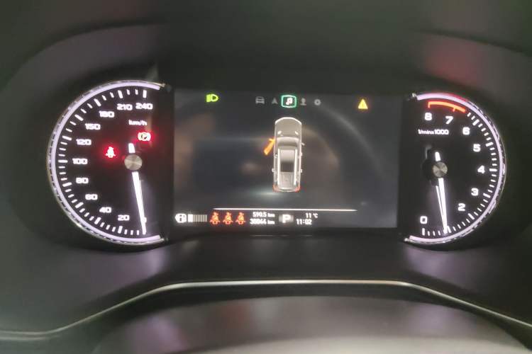 Used Roewe RX8 2019 30T Smart Connectivity Two-Wheel Drive Supreme Flagship Edition Instrument Cluster