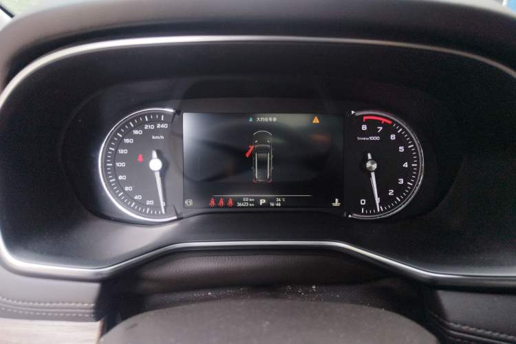 Used Roewe RX8 2019 30T Smart Connectivity Two-Wheel Drive Supreme Flagship Edition Instrument Cluster