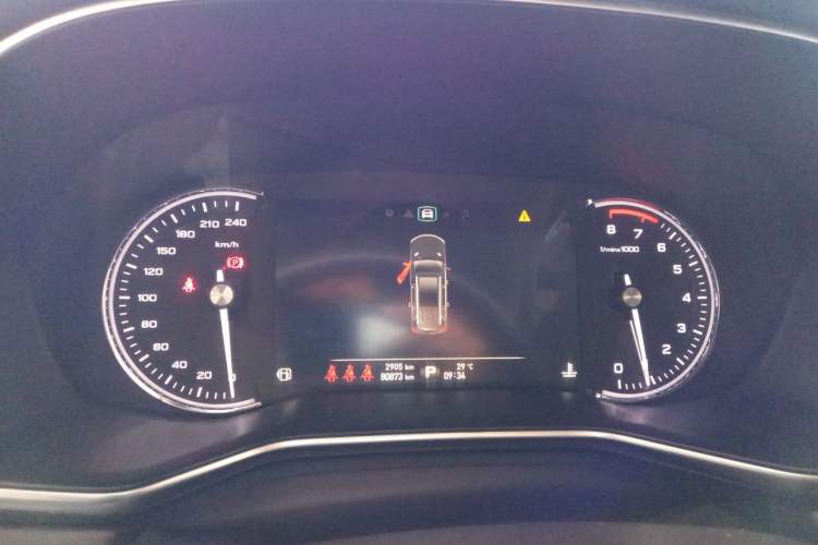 Used Roewe RX8 2019 30T Smart Connectivity Two-Wheel Drive Supreme Flagship Edition Instrument Cluster