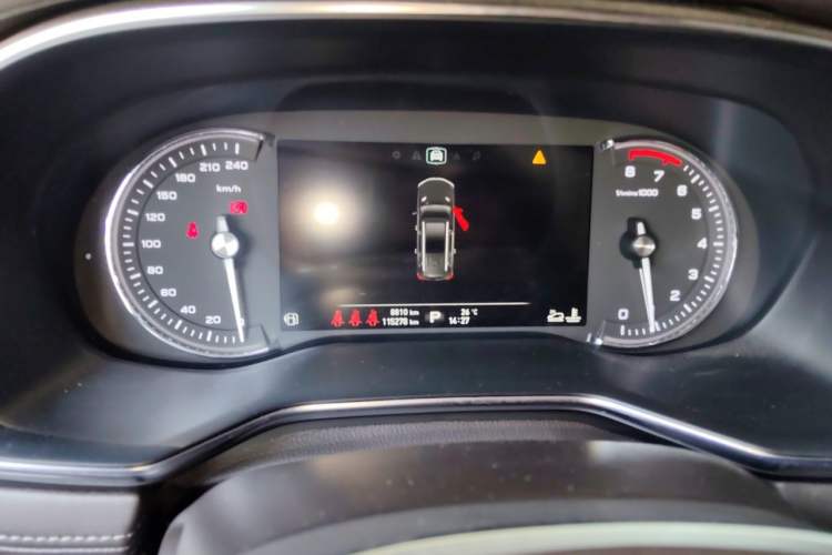 Used Roewe RX8 2019 30T Smart Connectivity Four-Wheel Drive Supreme Flagship Edition Instrument Cluster