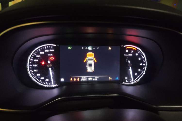 Used Roewe RX8 2019 30T Smart Connectivity Two-Wheel Drive Supreme Flagship Edition Instrument Cluster