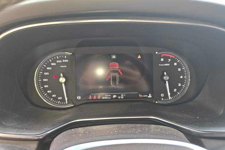 Used Roewe RX8 2019 30T Smart Connectivity Four-Wheel Drive Supreme Flagship Edition Instrument Cluster
