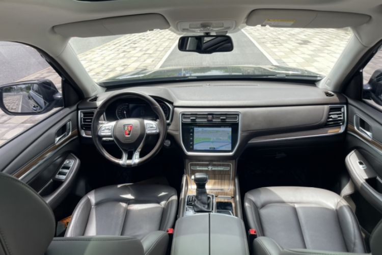 Used Roewe RX8 2019 30T Smart Connectivity Two-Wheel Drive Supreme Flagship Edition Interior 7