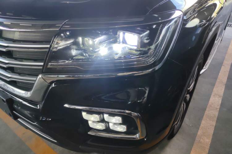 Used Roewe RX8 2019 30T Smart Connectivity Two-Wheel Drive Supreme Flagship Edition Left Front Headlight