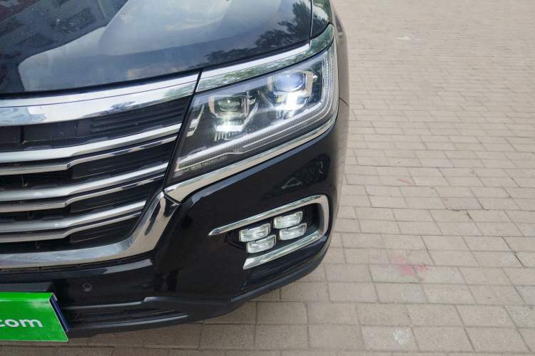 Used Roewe RX8 2019 30T Smart Connectivity Two-Wheel Drive Supreme Flagship Edition Left Front Headlight
