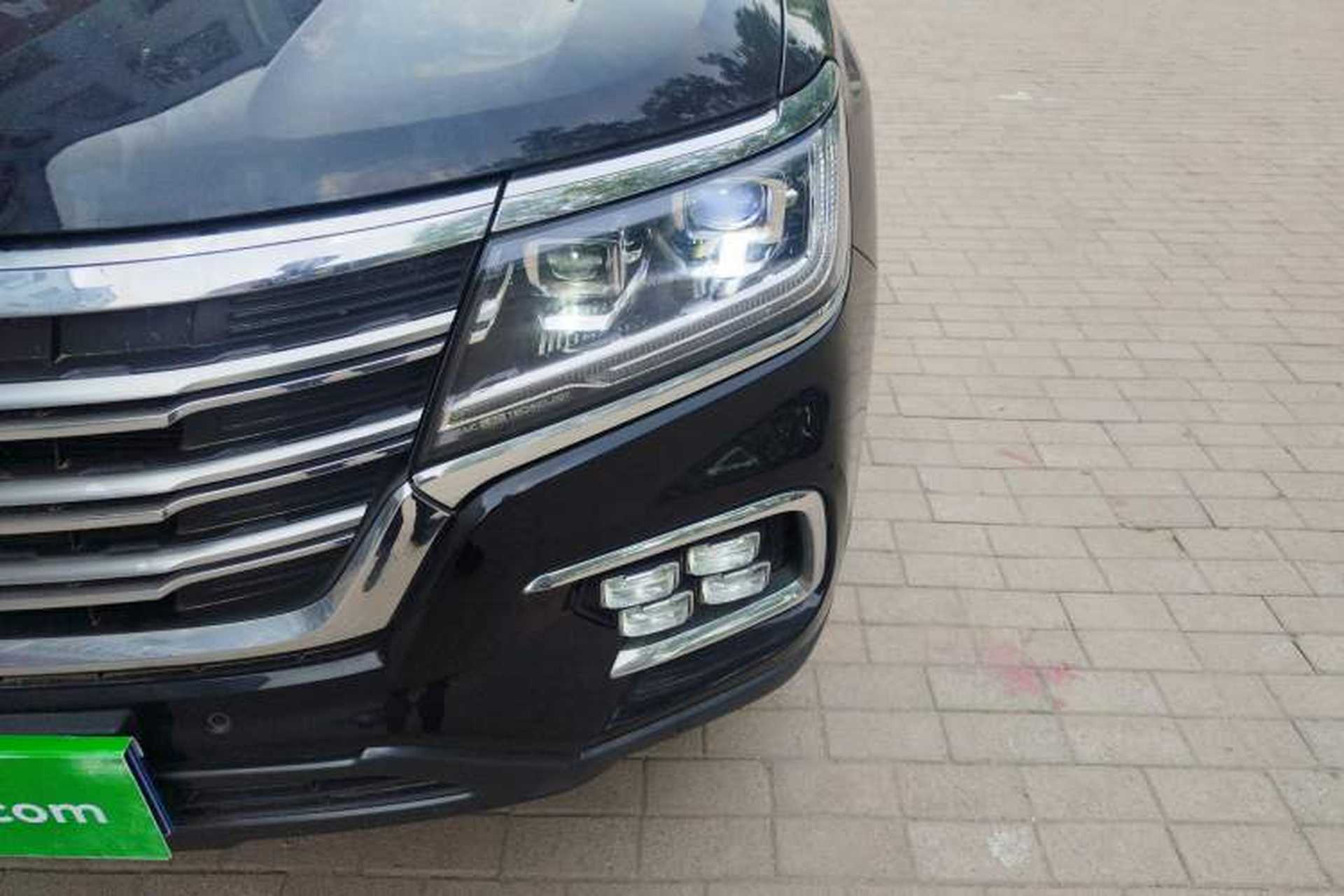 Used Roewe RX8 2019 30T Smart Connectivity Two-Wheel Drive Supreme Flagship Edition Left Front Headlight