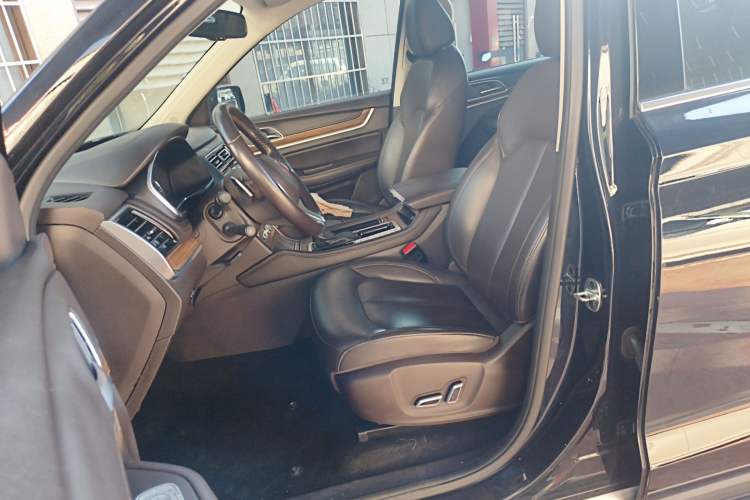 Used Roewe RX8 2019 30T Smart Connectivity Two-Wheel Drive Supreme Flagship Edition Left Front Seat