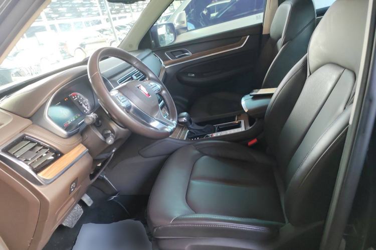 Used Roewe RX8 2019 30T Smart Connectivity Two-Wheel Drive Supreme Flagship Edition Left Front Seat