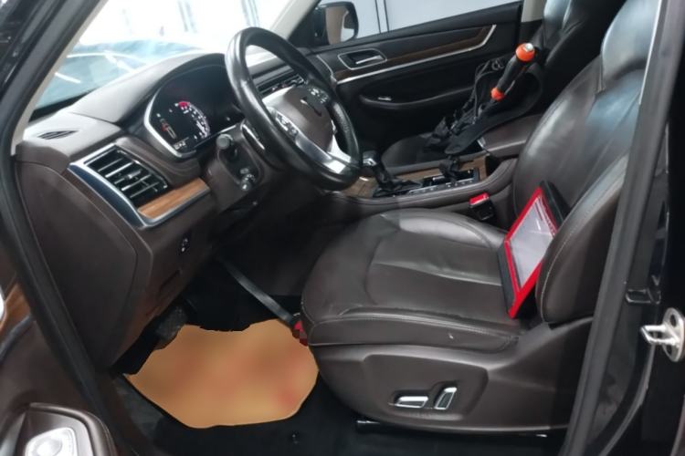 Used Roewe RX8 2019 30T Smart Connectivity Two-Wheel Drive Supreme Flagship Edition Left Front Seat