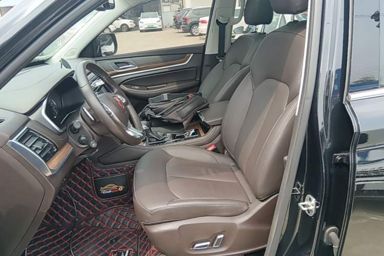 Used Roewe RX8 2019 30T Smart Connectivity Two-Wheel Drive Supreme Flagship Edition Left Front Seat