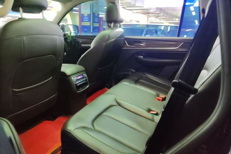 Used Roewe RX8 2019 30T Smart Connectivity Two-Wheel Drive Supreme Flagship Edition Left Rear Seat