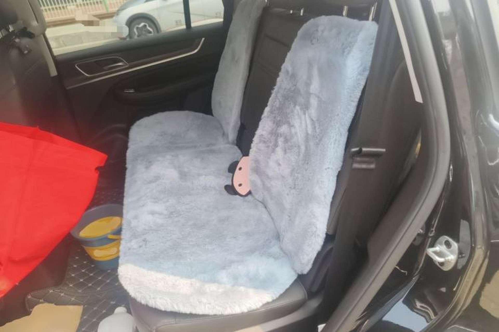 Used Roewe RX8 2019 30T Smart Connectivity Two-Wheel Drive Supreme Flagship Edition Left Rear Seat