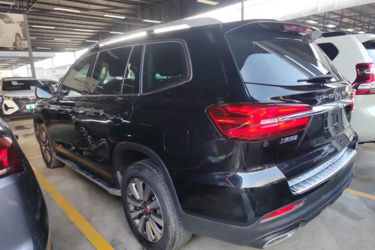 Used Roewe RX8 2019 30T Smart Connectivity Two-Wheel Drive Supreme Flagship Edition Left Side