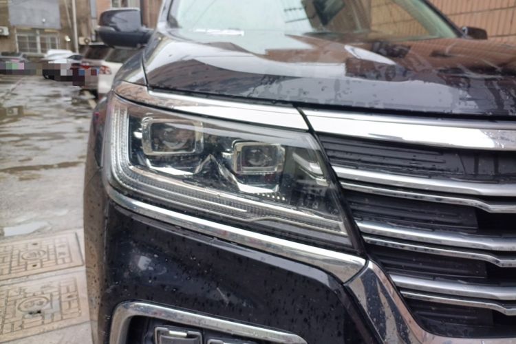 Used Roewe RX8 2019 30T Smart Connectivity Two-Wheel Drive Supreme Flagship Edition Right Front Headlight
