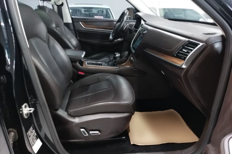 Used Roewe RX8 2019 30T Smart Connectivity Two-Wheel Drive Supreme Flagship Edition Right Front Seat