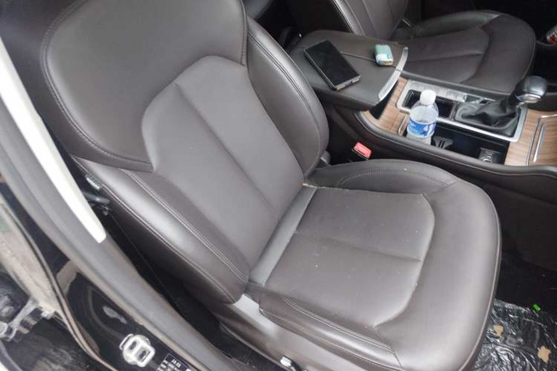 Used Roewe RX8 2019 30T Smart Connectivity Two-Wheel Drive Supreme Flagship Edition Right Front Seat