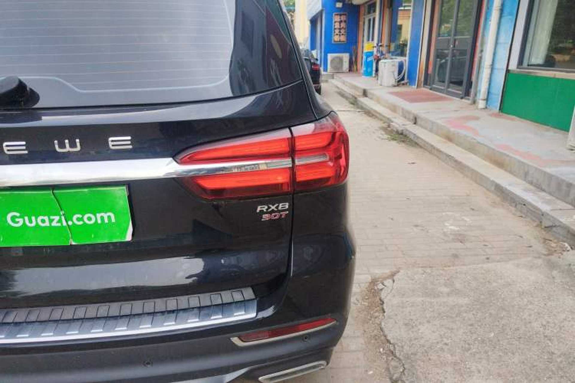 Used Roewe RX8 2019 30T Smart Connectivity Two-Wheel Drive Supreme Flagship Edition Right Rear Taillight