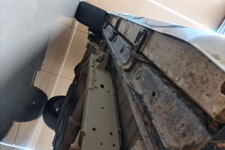 Used Roewe RX8 2019 30T Smart Connectivity Two-Wheel Drive Supreme Flagship Edition Right Side Sill