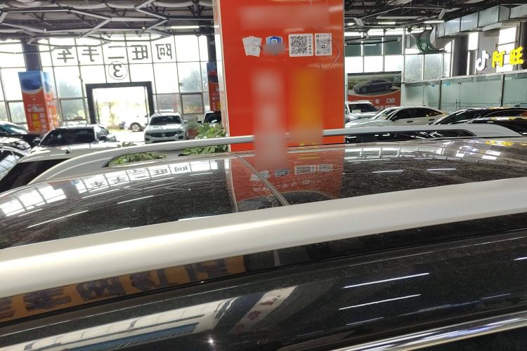 Used Roewe RX8 2019 30T Smart Connectivity Two-Wheel Drive Supreme Flagship Edition Roof