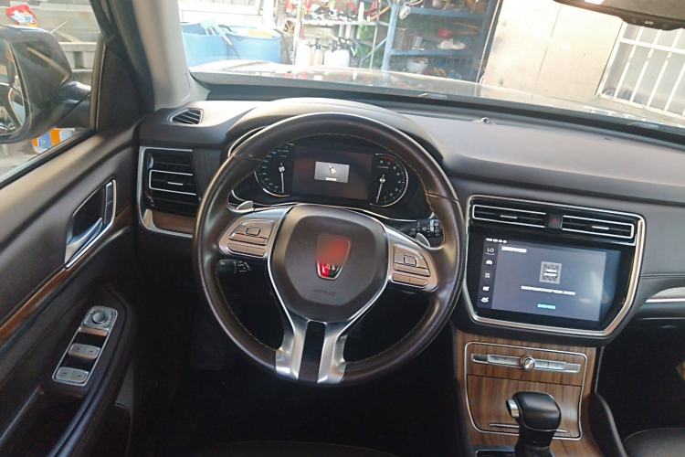 Used Roewe RX8 2019 30T Smart Connectivity Two-Wheel Drive Supreme Flagship Edition Steering Wheel