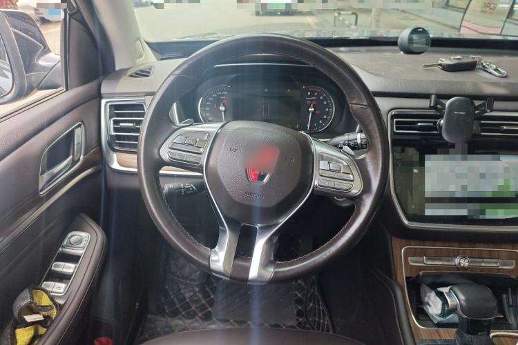 Used Roewe RX8 2019 30T Smart Connectivity Two-Wheel Drive Supreme Flagship Edition Steering Wheel