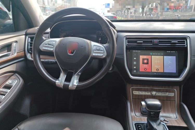Used Roewe RX8 2019 30T Smart Connectivity Four-Wheel Drive Supreme Flagship Edition Steering Wheel