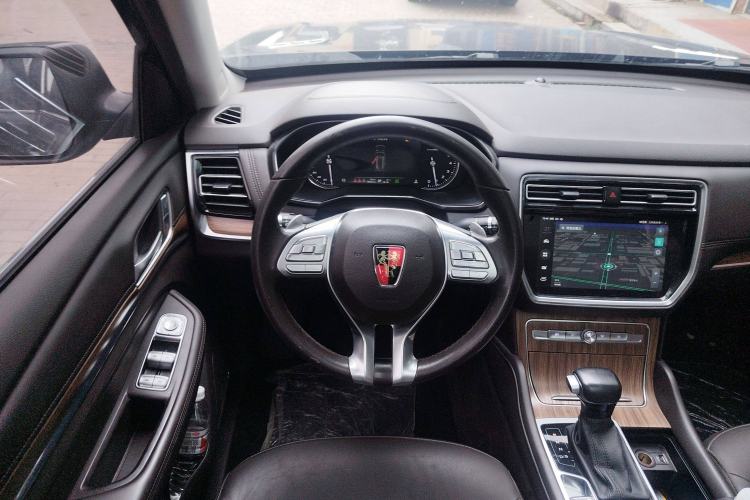 Used Roewe RX8 2019 30T Smart Connectivity Two-Wheel Drive Supreme Flagship Edition Steering Wheel