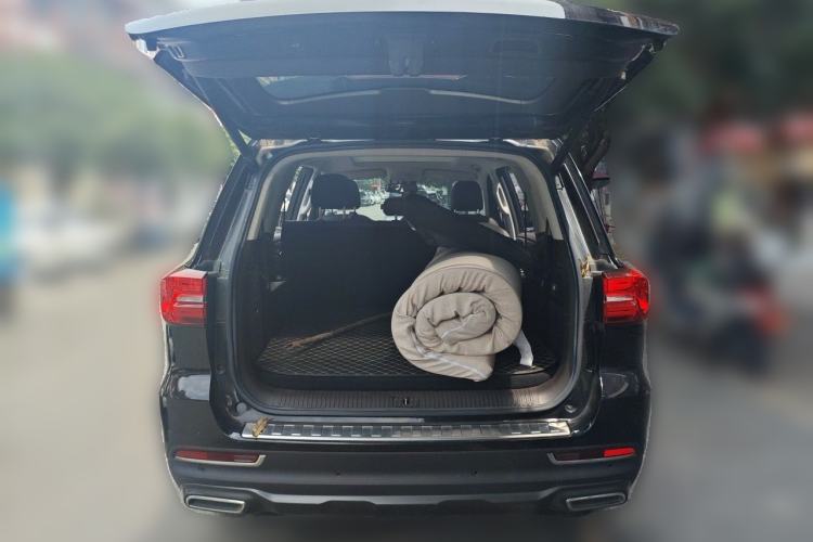 Used Roewe RX8 2019 30T Smart Connectivity Two-Wheel Drive Supreme Flagship Edition Trunk