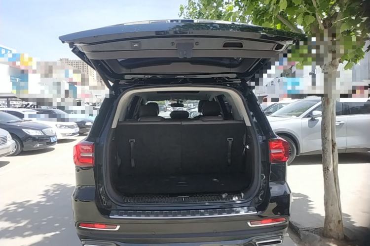 Used Roewe RX8 2019 30T Smart Connectivity Two-Wheel Drive Supreme Flagship Edition Trunk