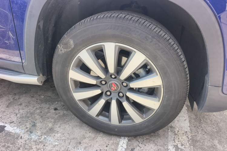 Used Roewe RX8 2019 30T Smart Connectivity Two-Wheel Drive Supreme Flagship Edition Exterior 7