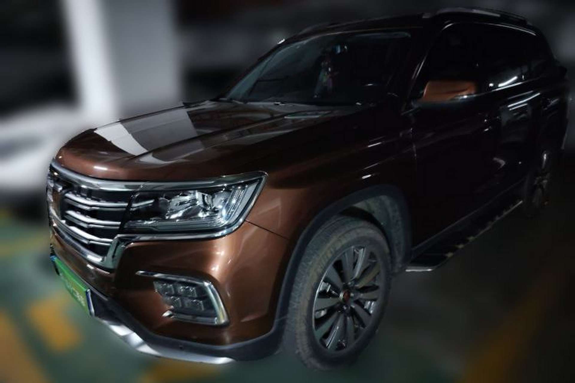 Used Roewe RX8 2019 30T Two-Wheel Drive Supreme Flagship Edition Front Left 45 Deg