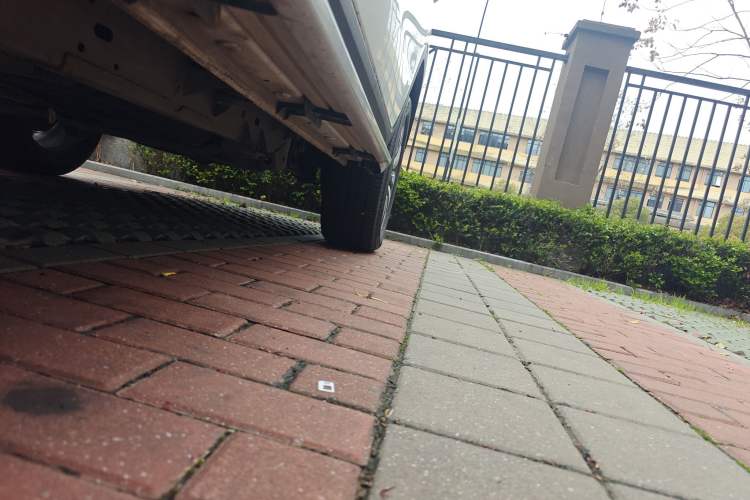 Used Roewe RX8 2019 30T Two-Wheel Drive Supreme Flagship Edition Chassis Front Left