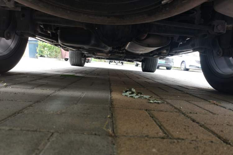 Used Roewe RX8 2019 30T Smart Connectivity All-Wheel Drive Supreme Edition Chassis Rear